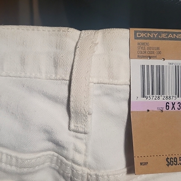 Jean - Picture 4 of 4